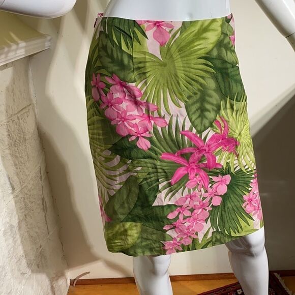 Tommy Bahama 100% Silk Floral Hawaiian Print Skirt - Picture 6 of 7